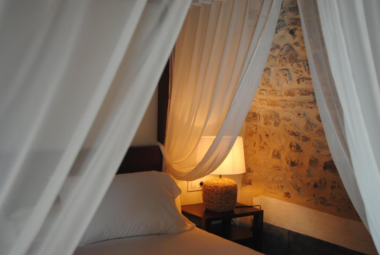 Hotel Palacio Conde Del Alamo Aroche Ngoại thất bức ảnh